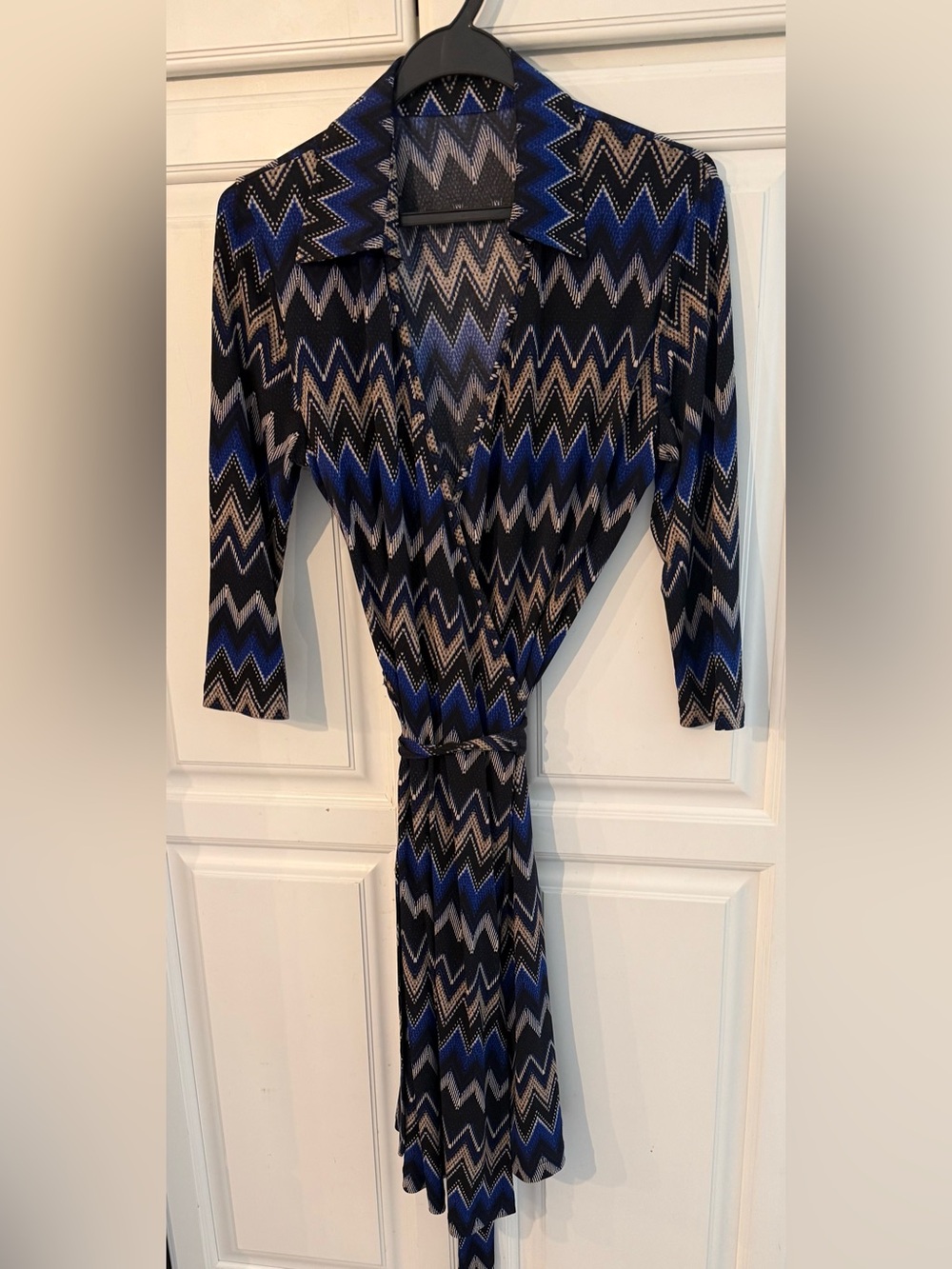 Blue Chevron Wrap Dress - Women's Stylish V-Neck